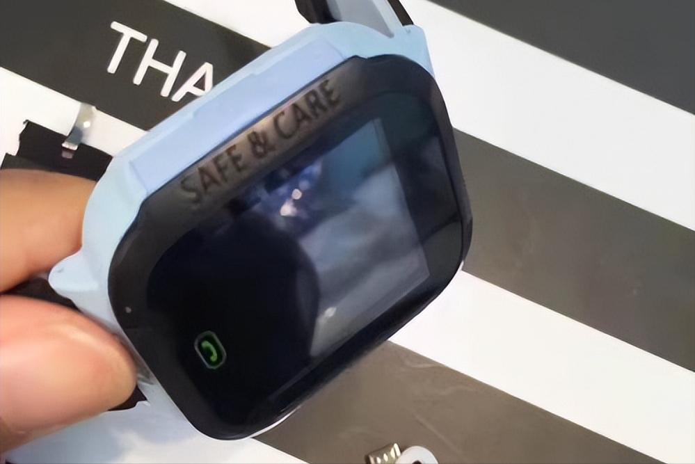 小天才社交闭环,打败微信的巨头