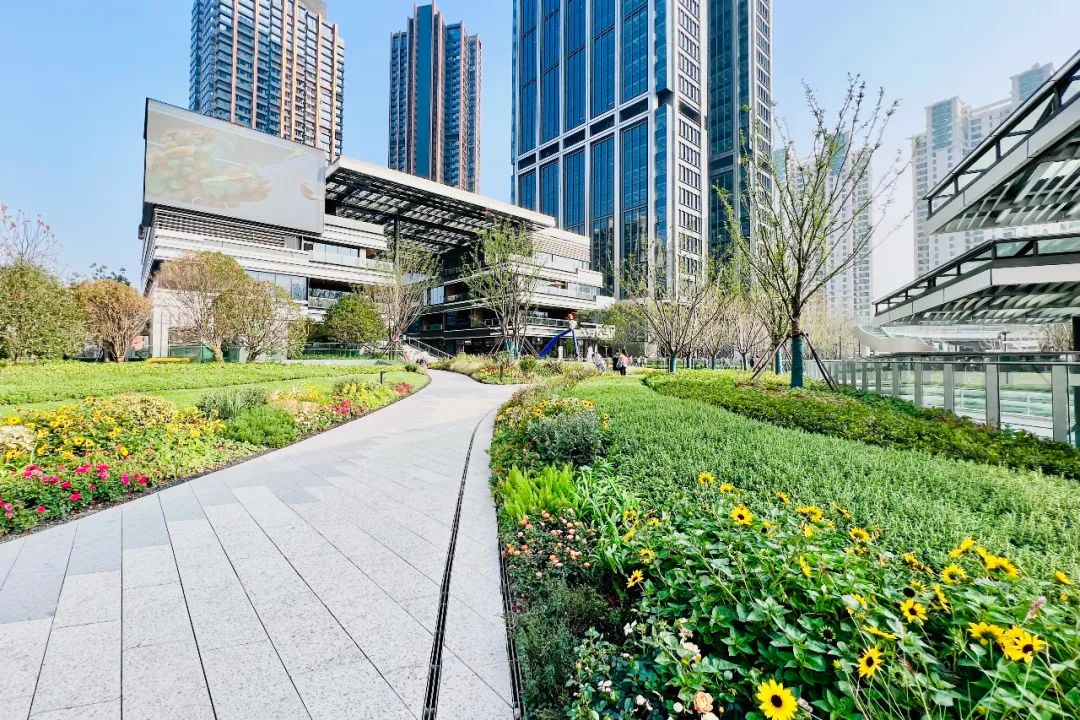 上海苏河湾万象天地怎么样,上海苏河湾万象天地介绍