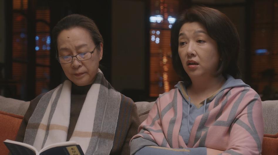 收视破2.1，女主角一出场就牢牢抓住了我眼球，这剧要火了