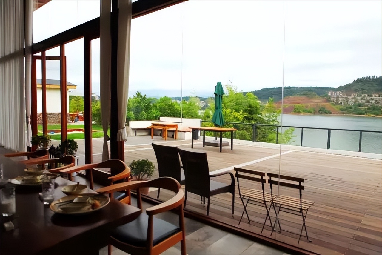 杭州出发2h,睡进千岛湖畔6家美宿，避开人群赏湖景山色丨南方民宿