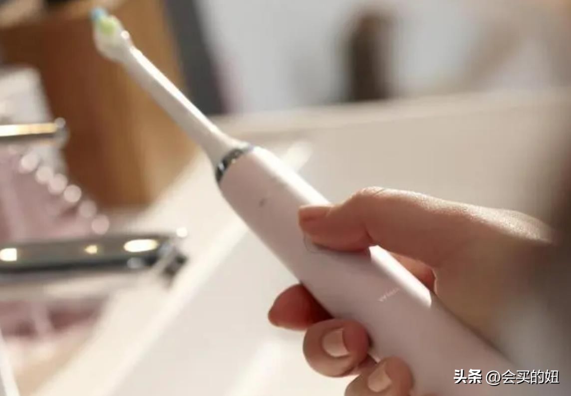 如何挑选一款好的电动牙刷,如何选购电动牙刷比较好