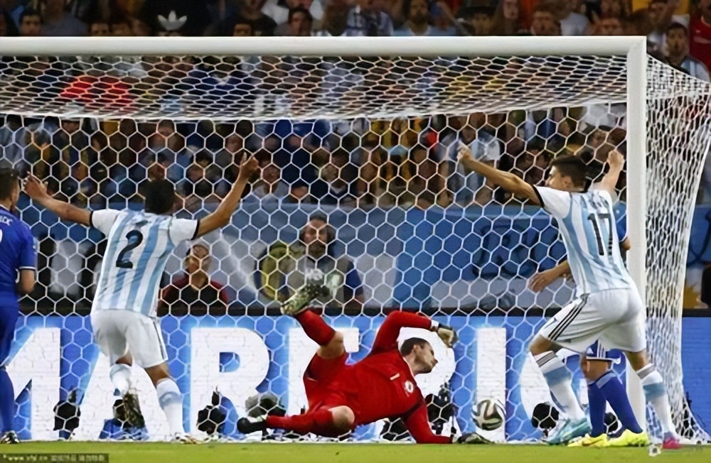 德国4-2击败哥斯达黎加上半场得分,德国4比2哥斯达黎加诺伊尔乌龙球