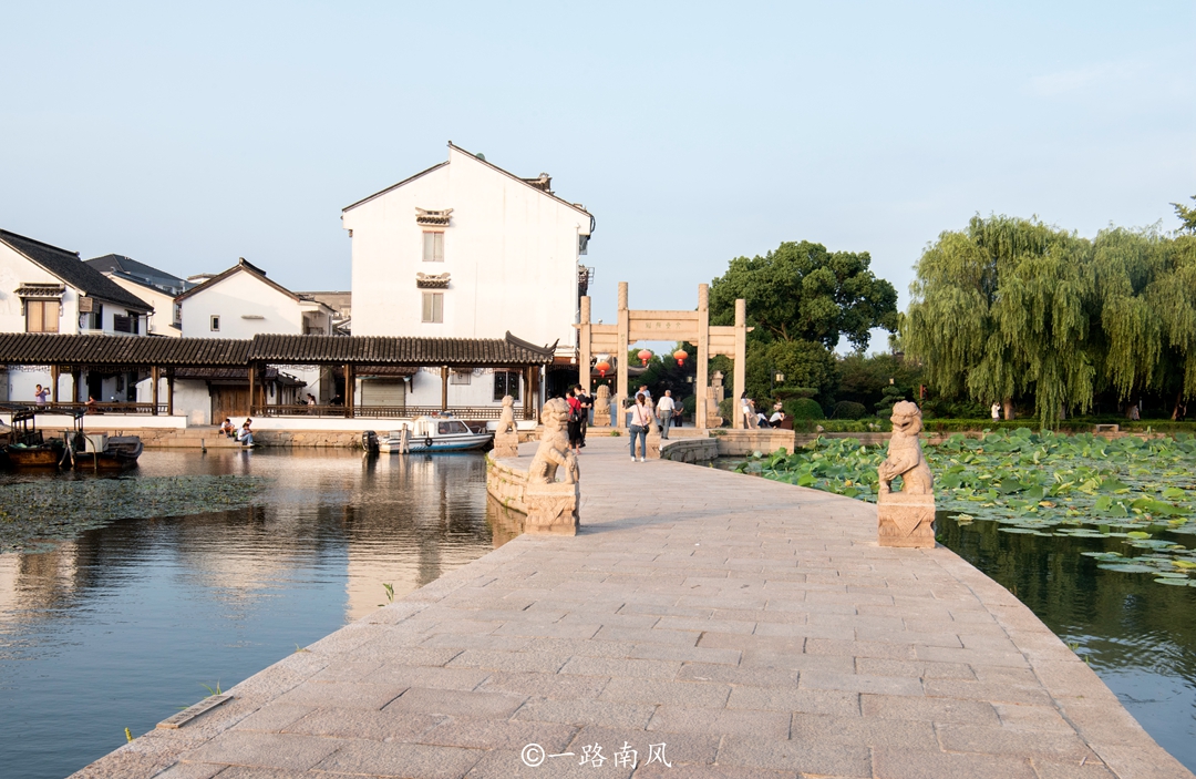 昆山工龄42年退休后拿多少养老金,昆山是养老比较好的城市