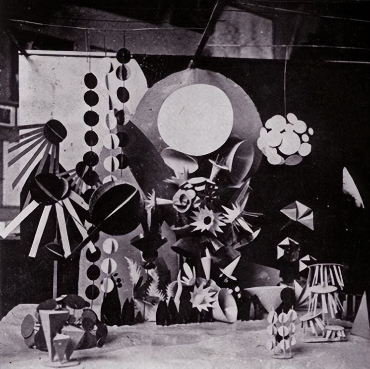 德佩罗的前卫舞蹈理论，没有真人的舞蹈竟也是一种艺术？