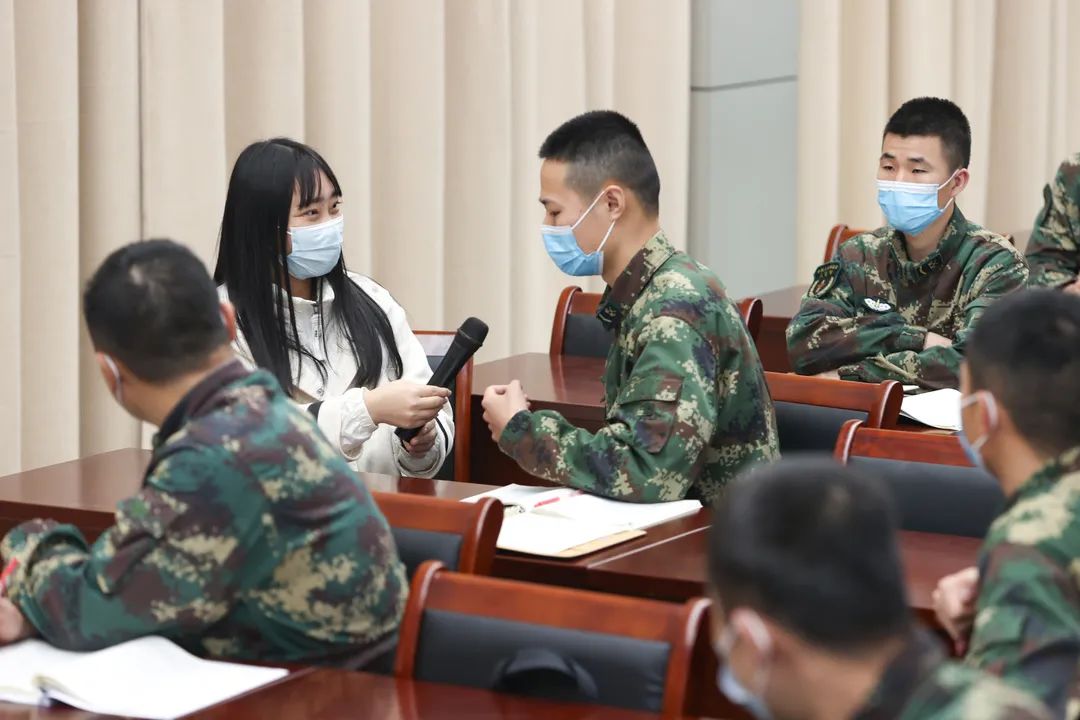 首批住连心理教官，上岗啦！