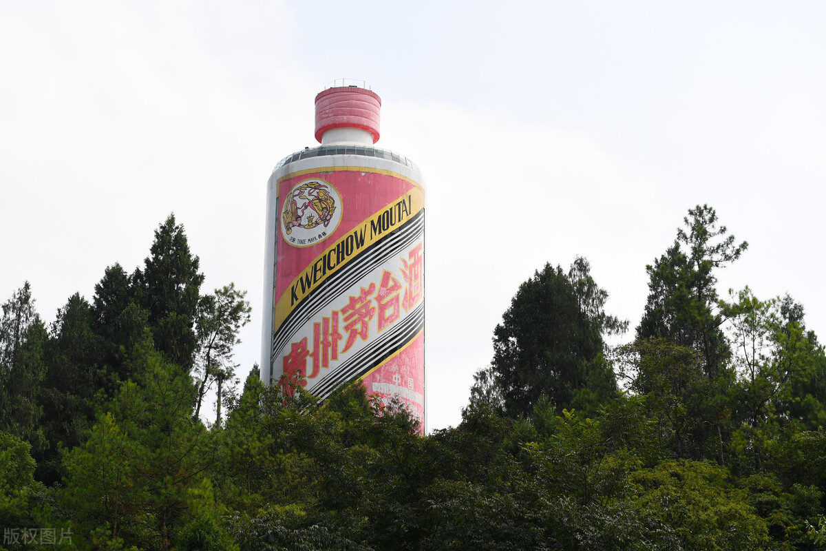 鉴别茅台真假最简单的方法,2021年飞天茅台整箱怎么鉴定真假