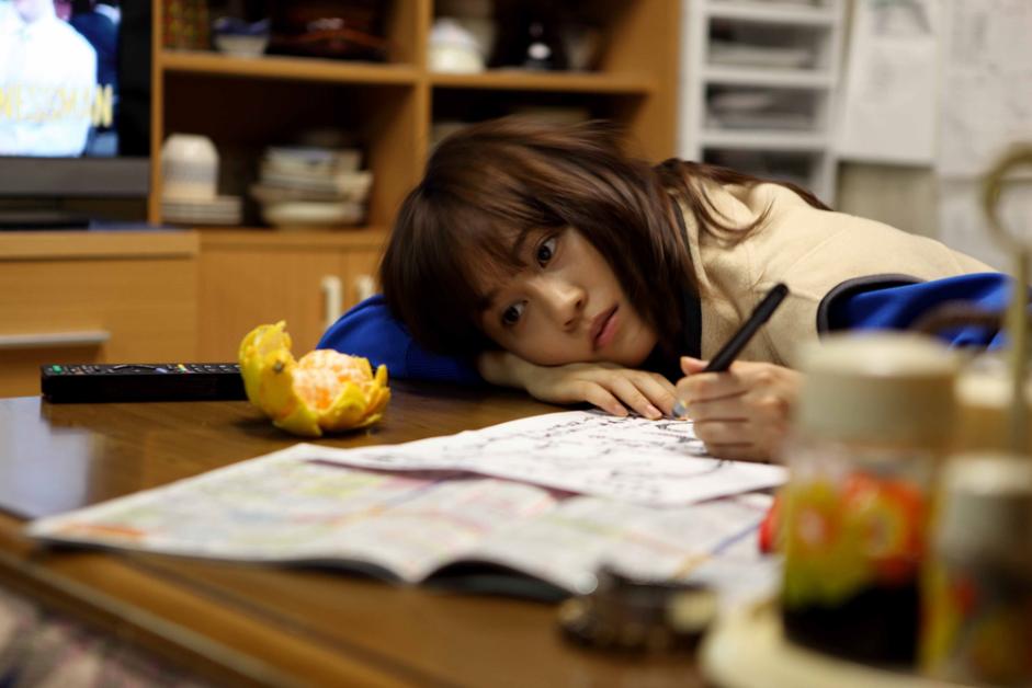 女子裸辞啃老,一姑娘裸辞回家有网友质疑啃老