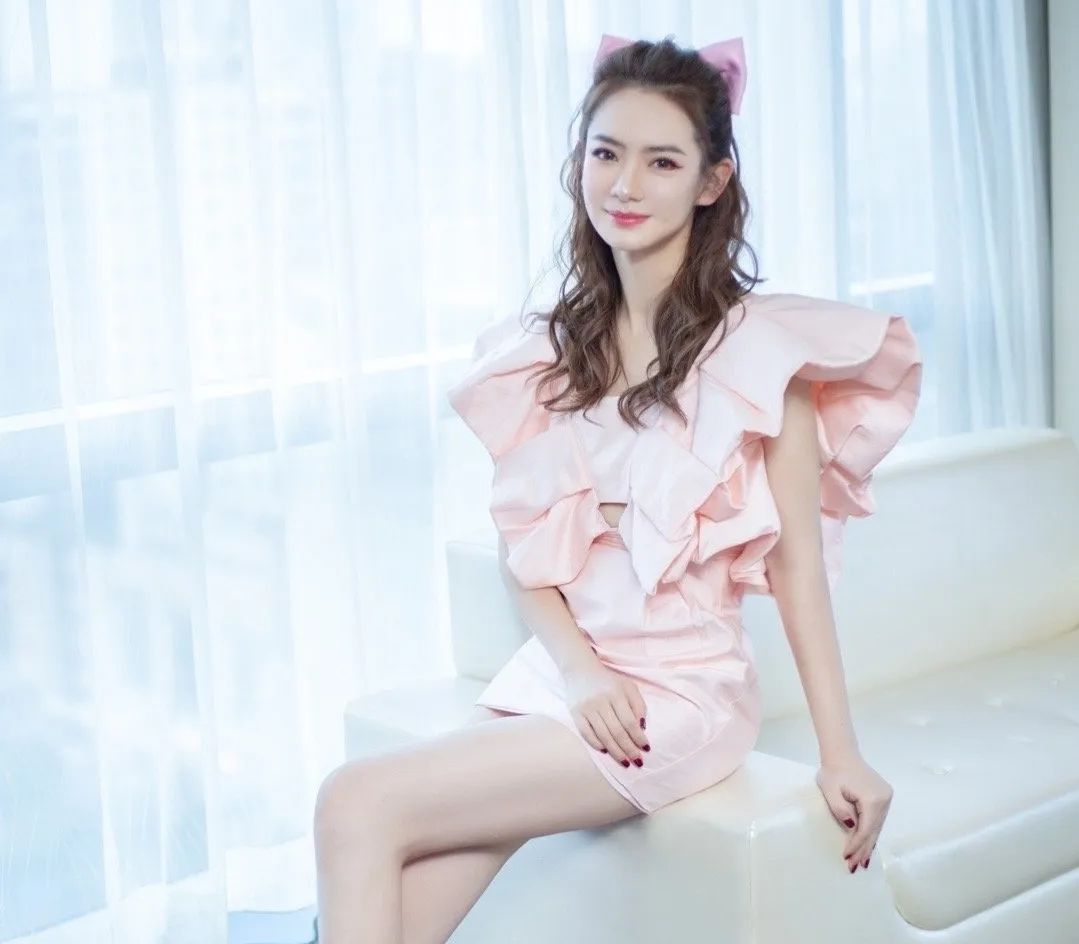 内娱vs港娱女明星,内娱被忽略美貌的女明星