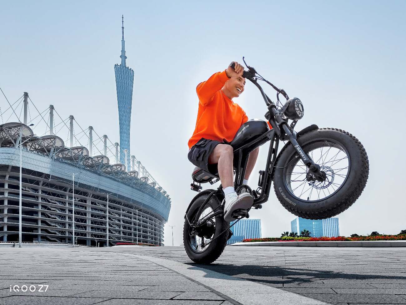 iqooz7三个系列,iqooz7原装屏多少钱