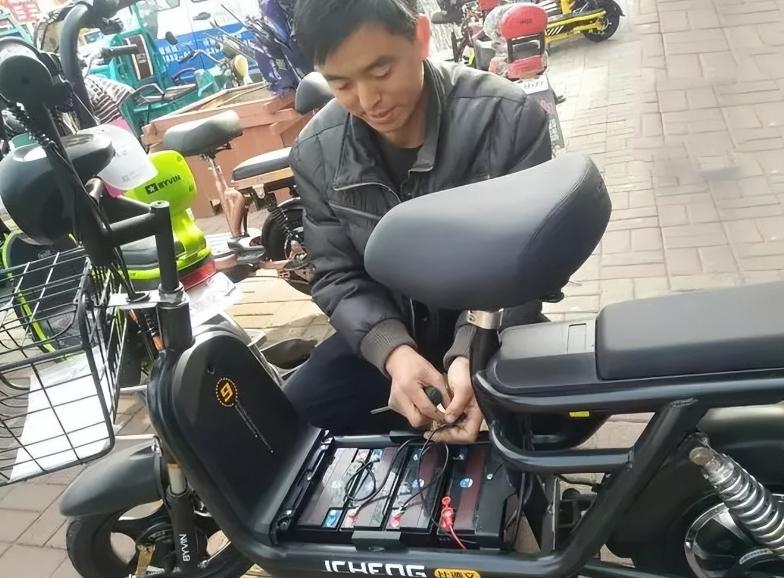 电动车换电池选择什么电池,电动车更换电池需要注意哪些问题