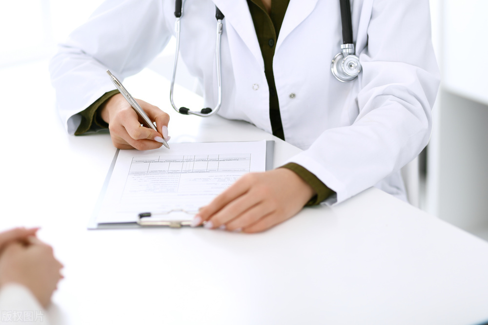 医疗风险管理：购买特罗凯等抗癌药物，再通过癌症患者微信群推销