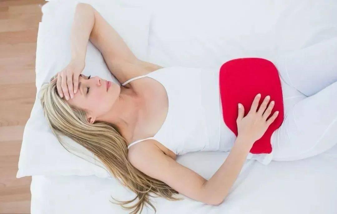 月经很多血块和血渣是不是在排毒,新冠期间来姨妈有血块是排毒吗