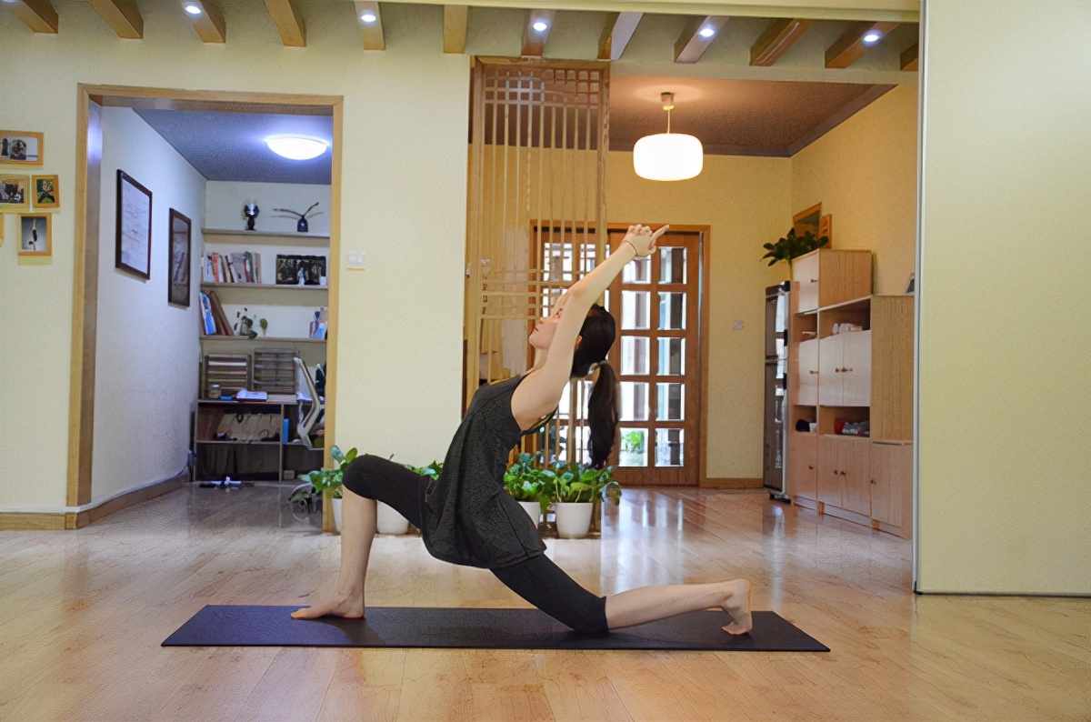 瑜伽教练有年龄限制吗？学瑜伽的最佳年龄