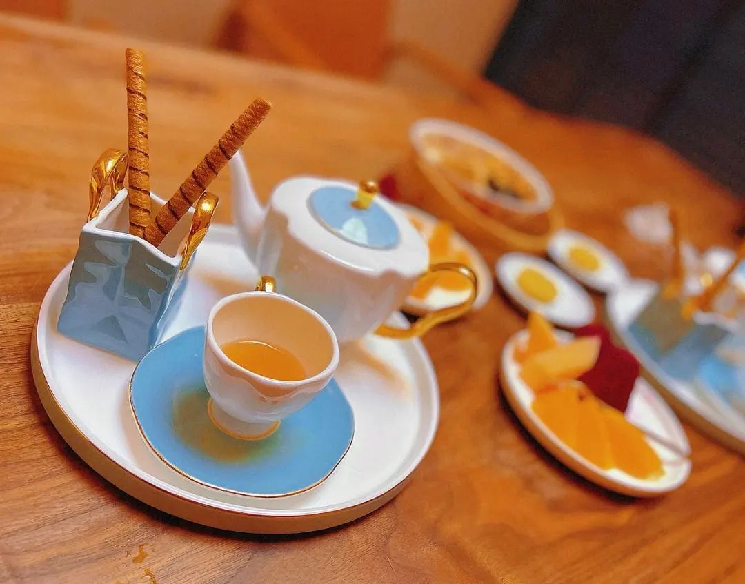 上海有个女子叫菊鞠