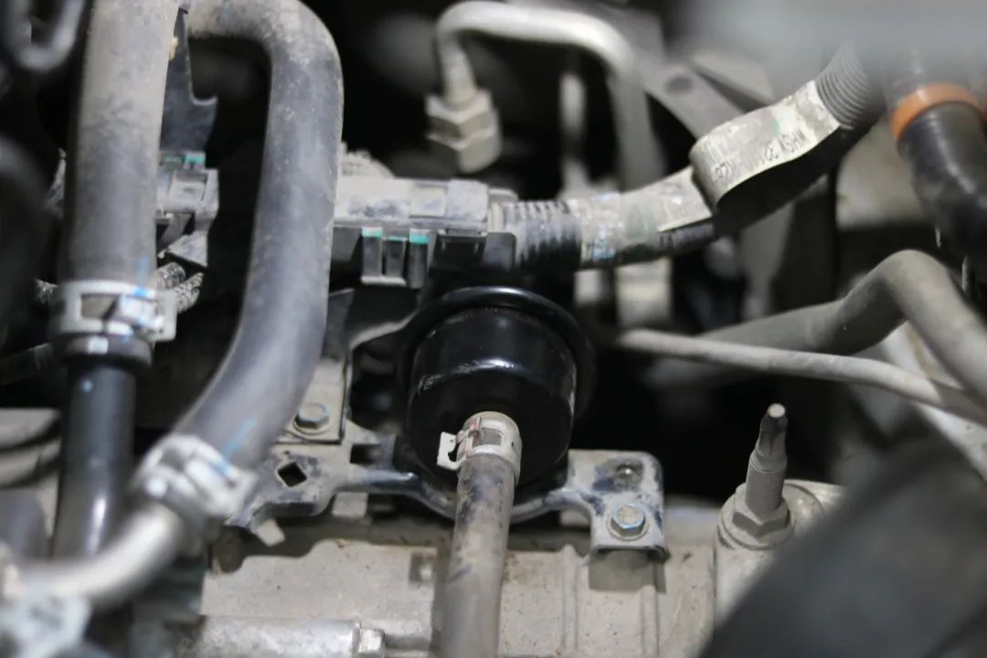 艾力绅可以象皇冠一样翻新吗,艾力绅12款整车翻新