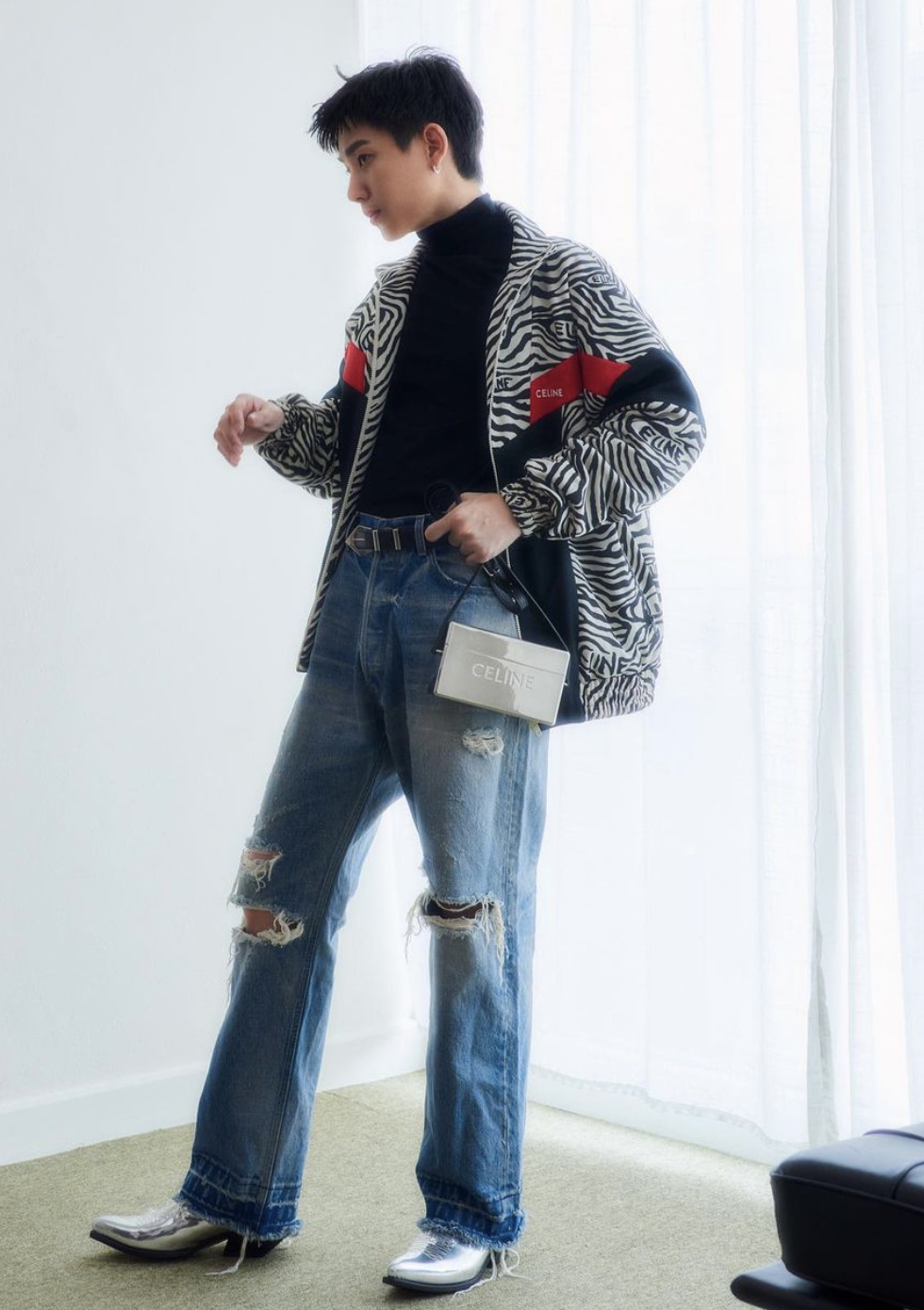 最近的穿搭灵感，都来自这位泰国男星off，收藏起来慢慢学吧