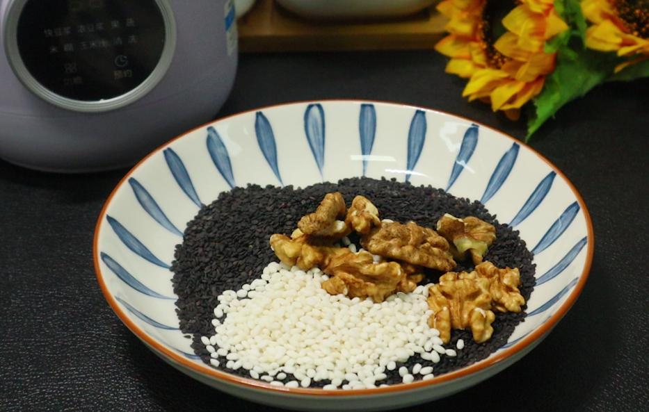 女人一生不可缺的食物西红柿,女人最适合吃的10种食物