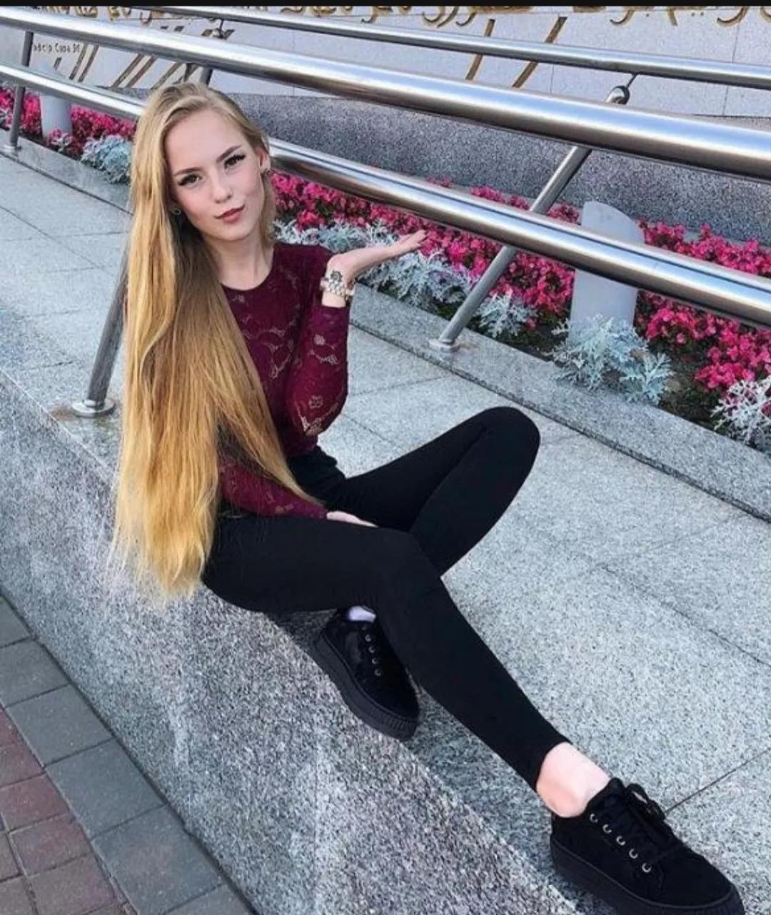 恋爱小故事：俄罗斯女友艾丽娜得知我辞了年薪35万的工作后，大惊