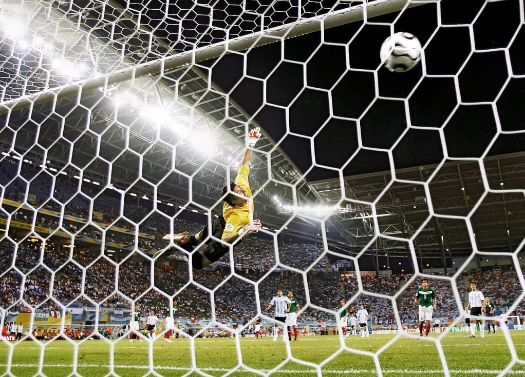 2010世界杯十大经典瞬间,世界杯100大精彩进球