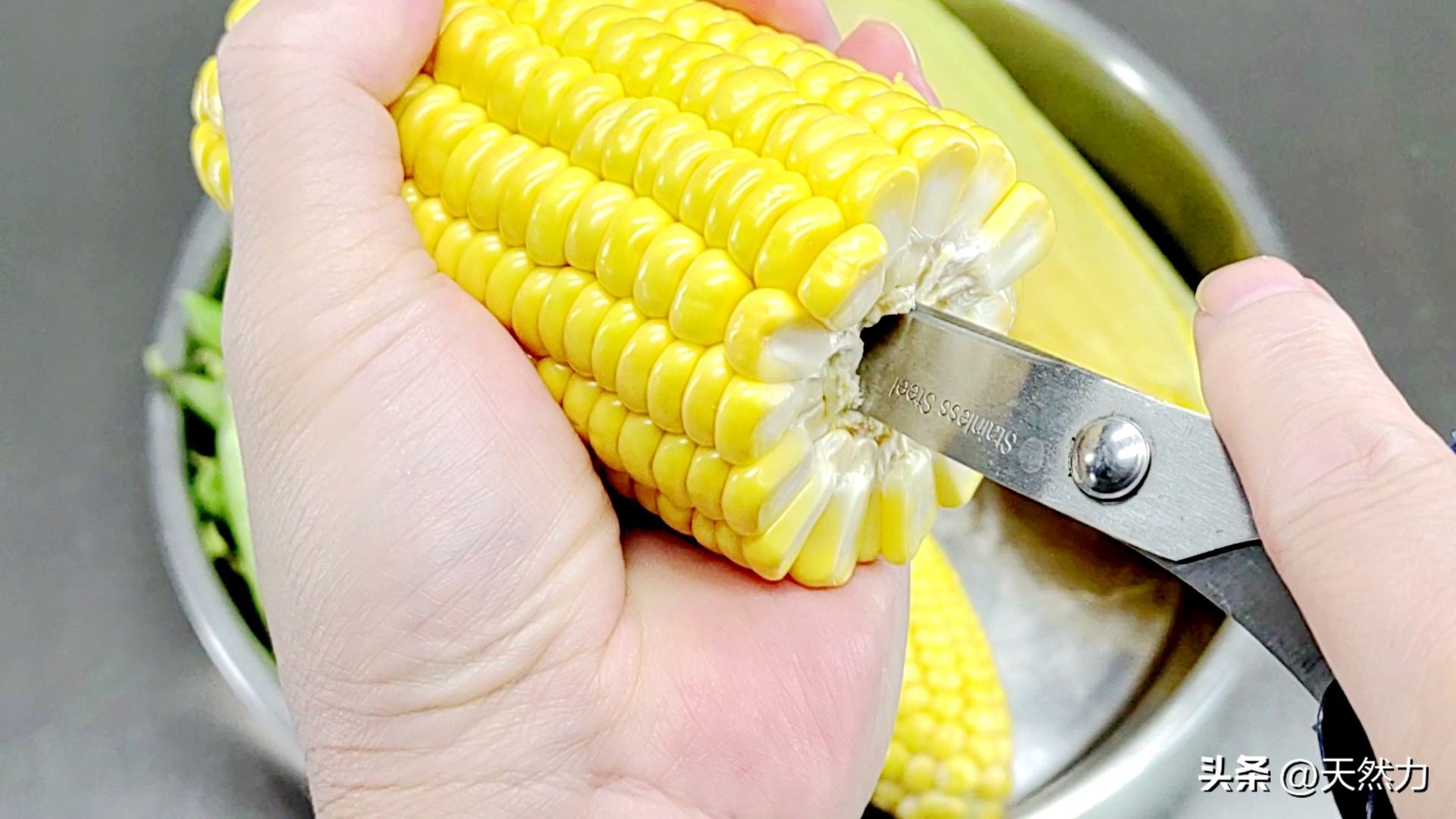 香甜玉米粒的做法小孩最爱吃,甜玉米粒家常做法儿童