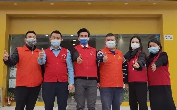 隔离病毒不隔离爱停课不停学,隔离不隔爱人民日报