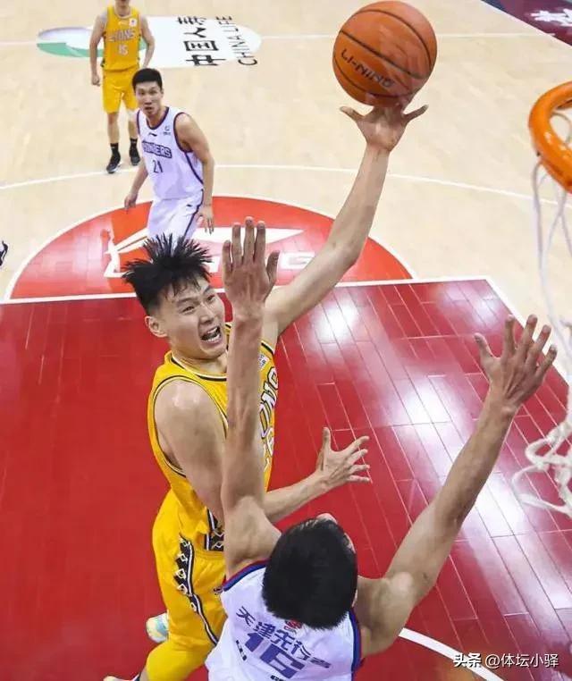 辽宁男篮成功卫冕,辽宁男篮保留两位老将冲击三连冠