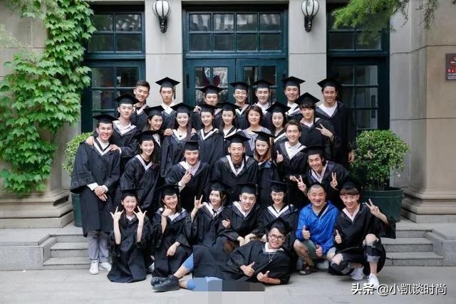 巴啦啦小魔仙方珍妮的结局,小魔仙里方珍妮长大了