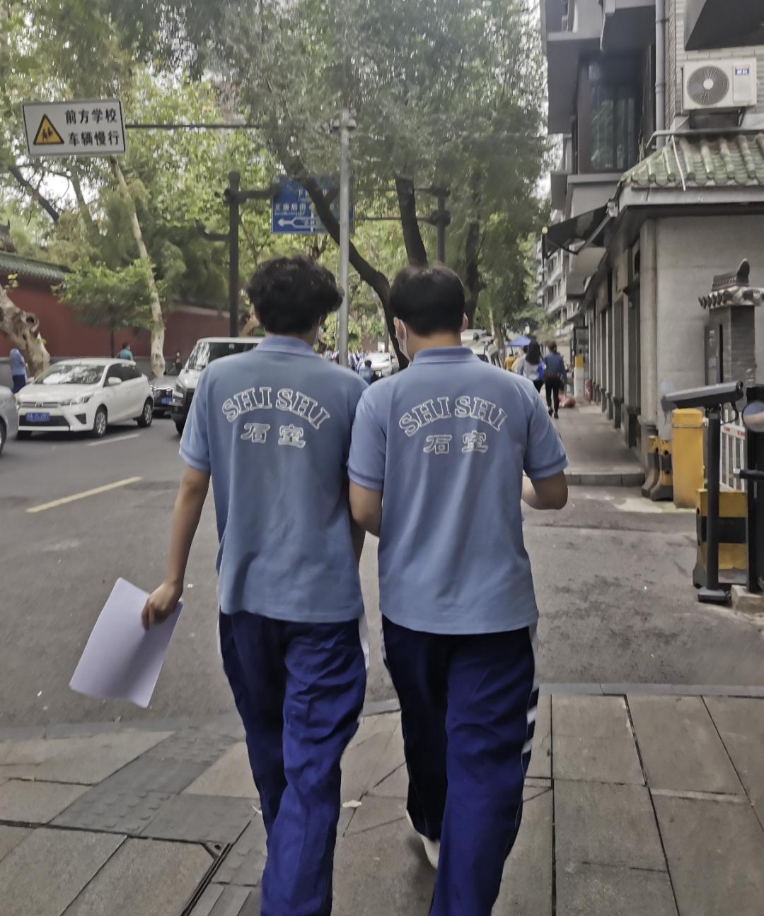 再见了，小盆友——9月19日成都家长成功“解除居家”……