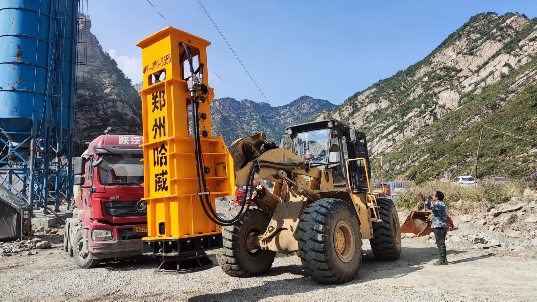 高速液压夯实机操作方法,液压夯实机是否能达到强夯机效果