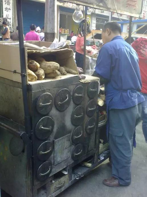 00后辞职摆地摊卖烤红薯,摆地摊卖烤红薯真实收入
