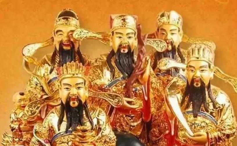 虎年在门口挂虎好吗,为什么说虎年不能拜财神