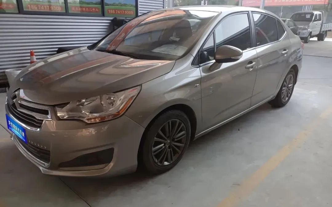 十堰龙信汽车城二手车市场,十堰龙信二手车市场雅阁