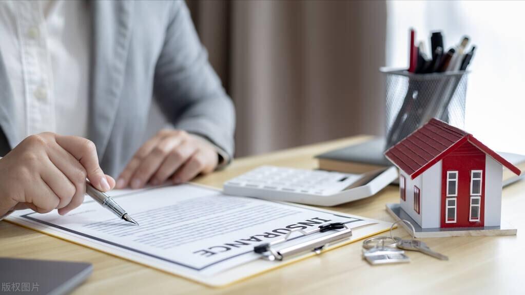 工作几天没签合同不给工资怎么办,职场没签合同赔付几倍工资