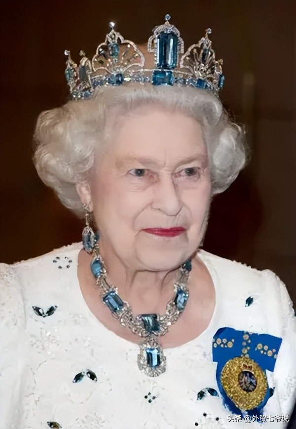 王冠查尔斯戴安娜,英国国王有多少个王冠