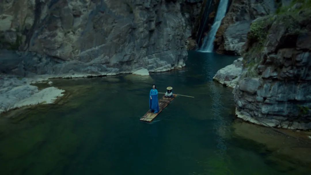 我住长江头君住长江尾什么意思,我住长江头君住长江尾类似的古诗