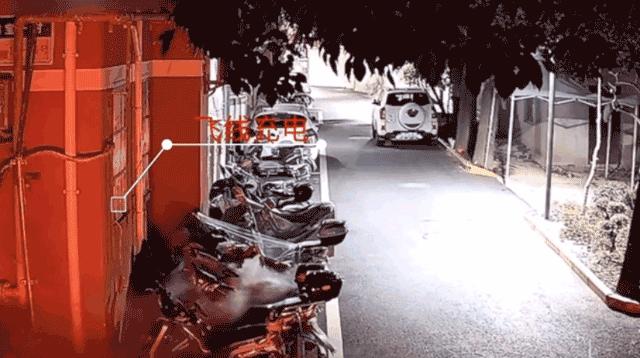 怎样避免电动车锂电池充电起火,电动车私自拉线充电起火怎么处理