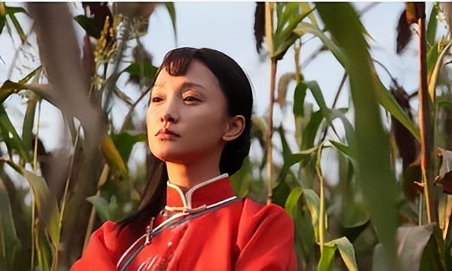 余占鳌真的是莫言的爷爷吗,莫言小说红高粱余占鳌结局