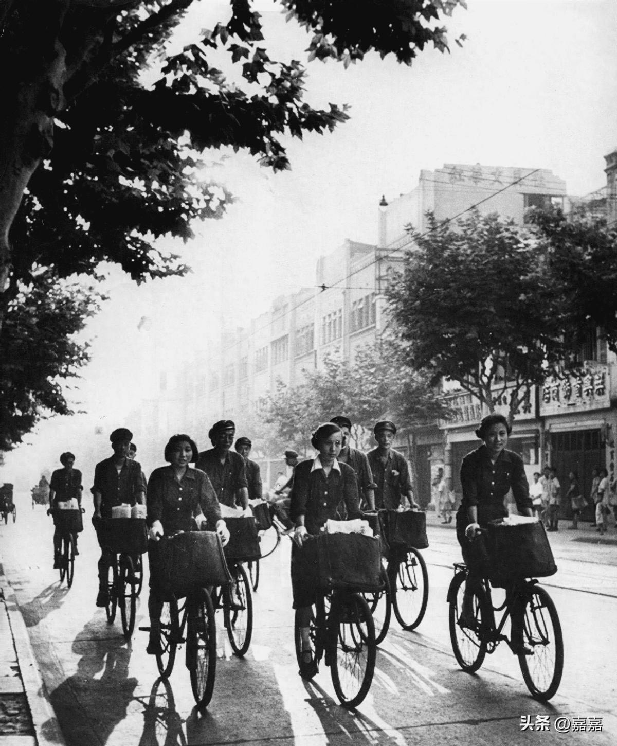 侵华日军*行暴**照片，女子为活命，脱下衣服让日本人拍摄*辱侮**