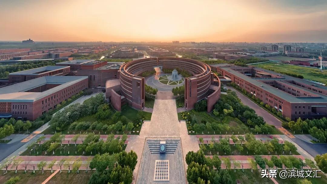 你好，我叫天津，这是我2022年的最新简历