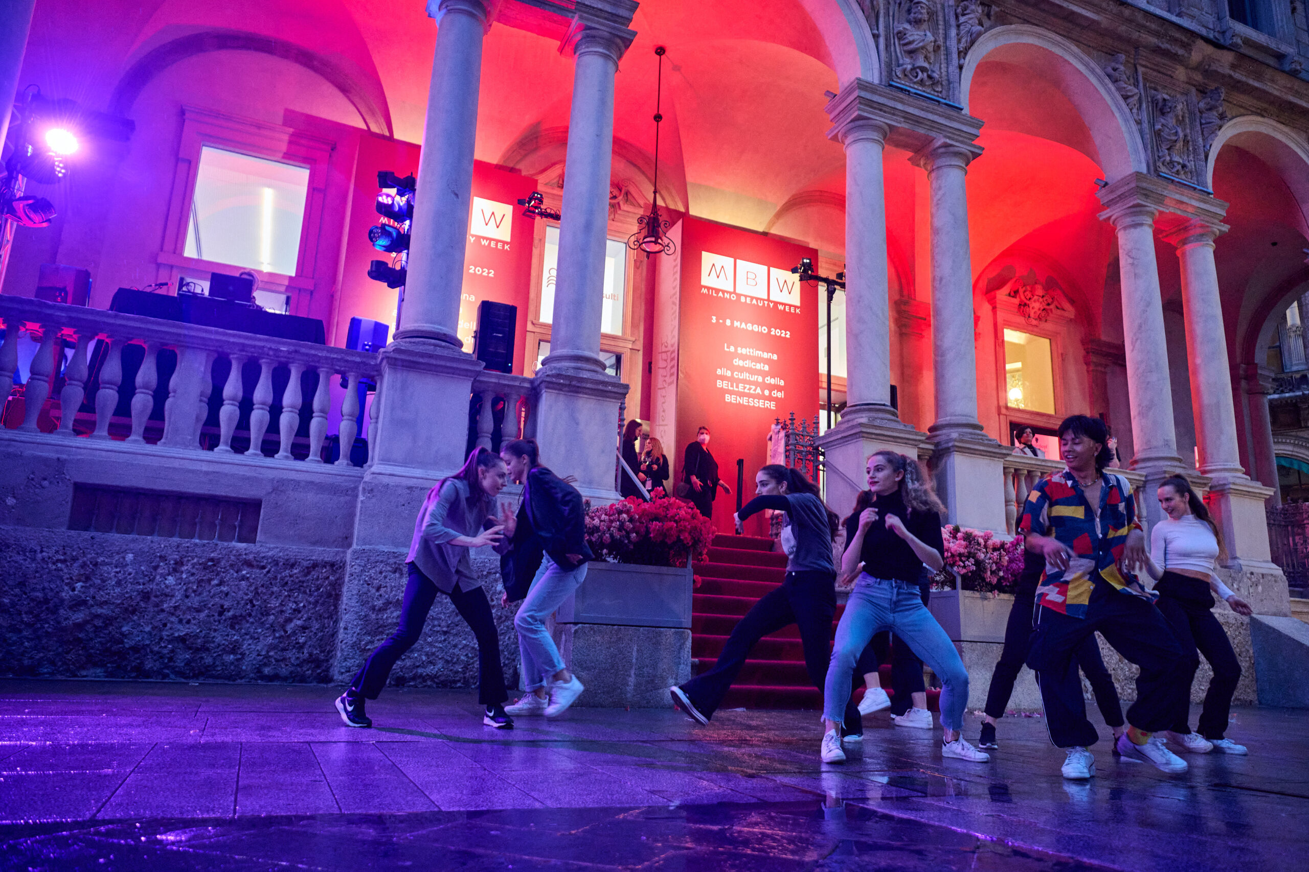 米兰时装周10场大秀,米兰时装周全球首秀