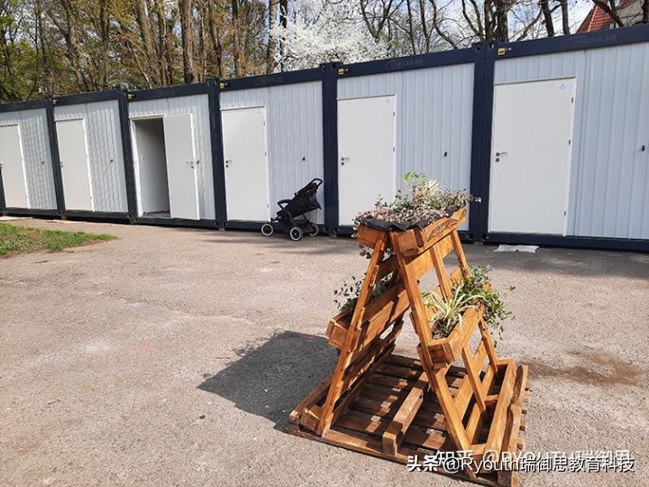 乌克兰战争区的民众生活怎么样,乌克兰战争平民住哪里