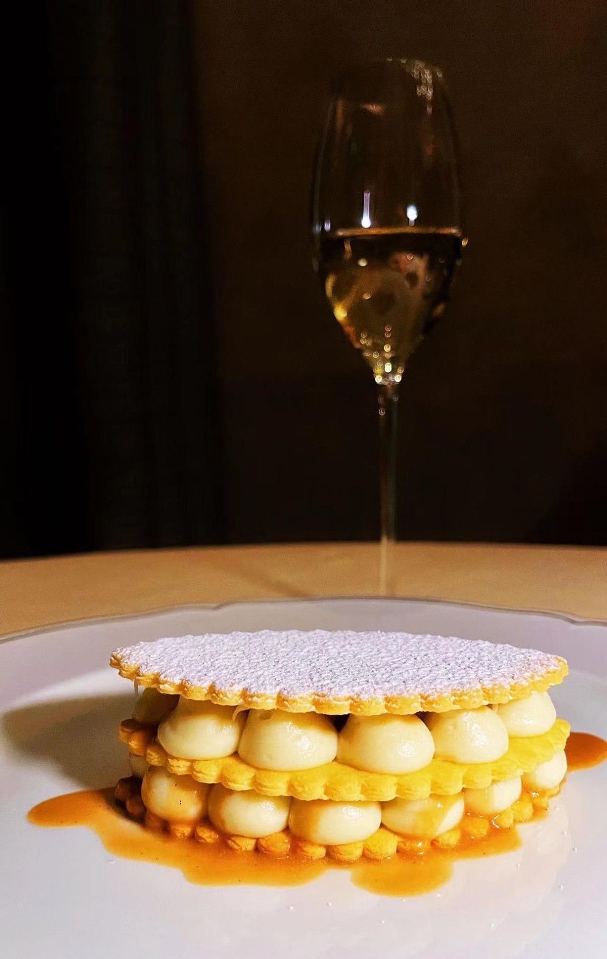 中国第一家真正意义上的主题酒店,中国第一高档酒店