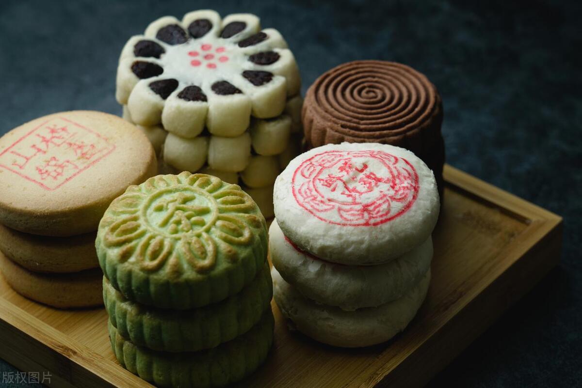 开个糕点店前期应该怎么准备,自己开个小的糕点店前景怎么样