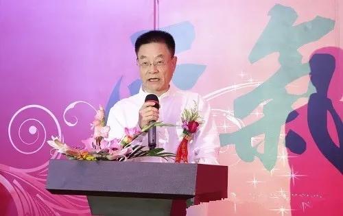 杨汤群：“常饮正气茶，健康快乐108”