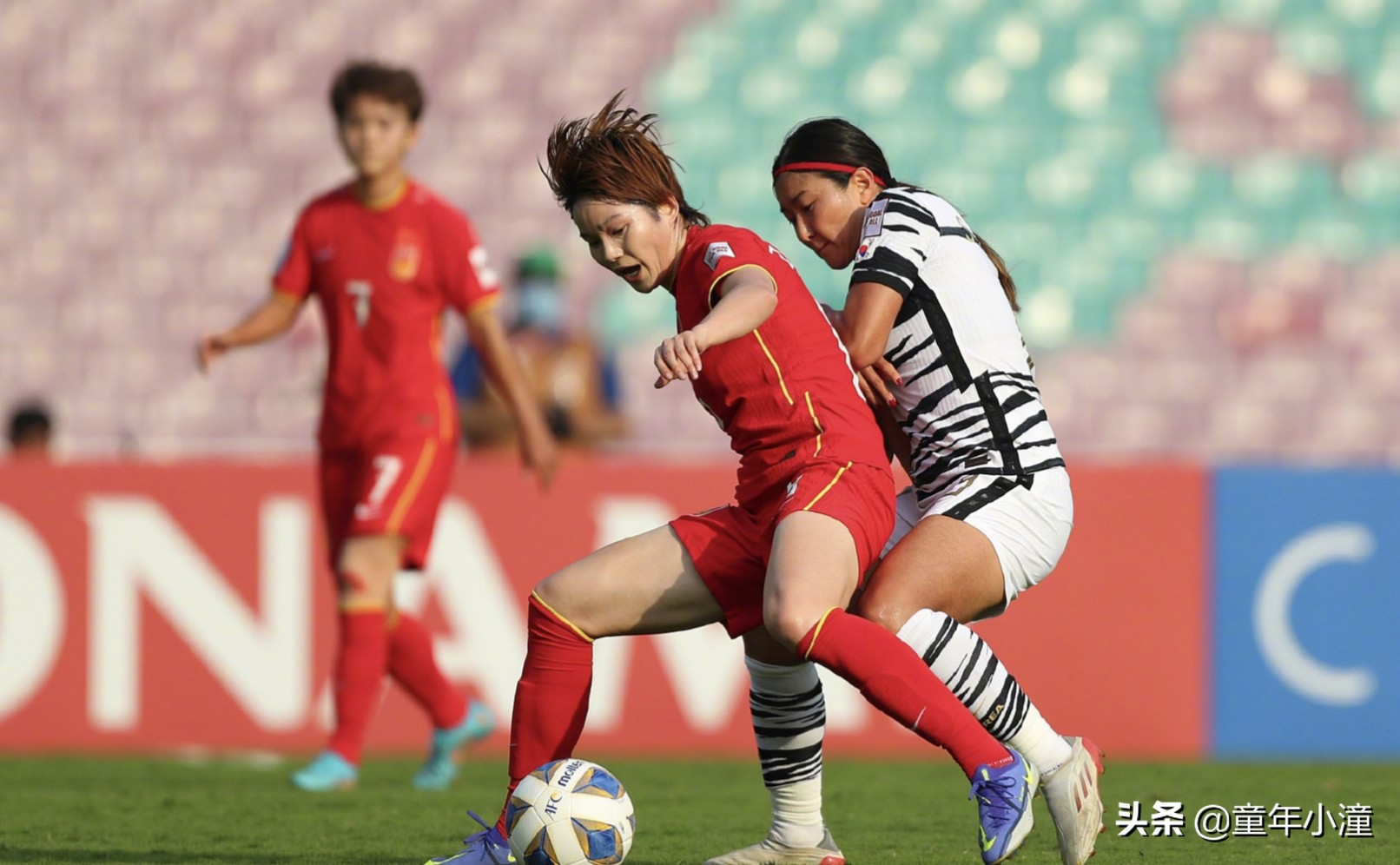 唐佳丽勾球救女足,唐佳丽门球解围