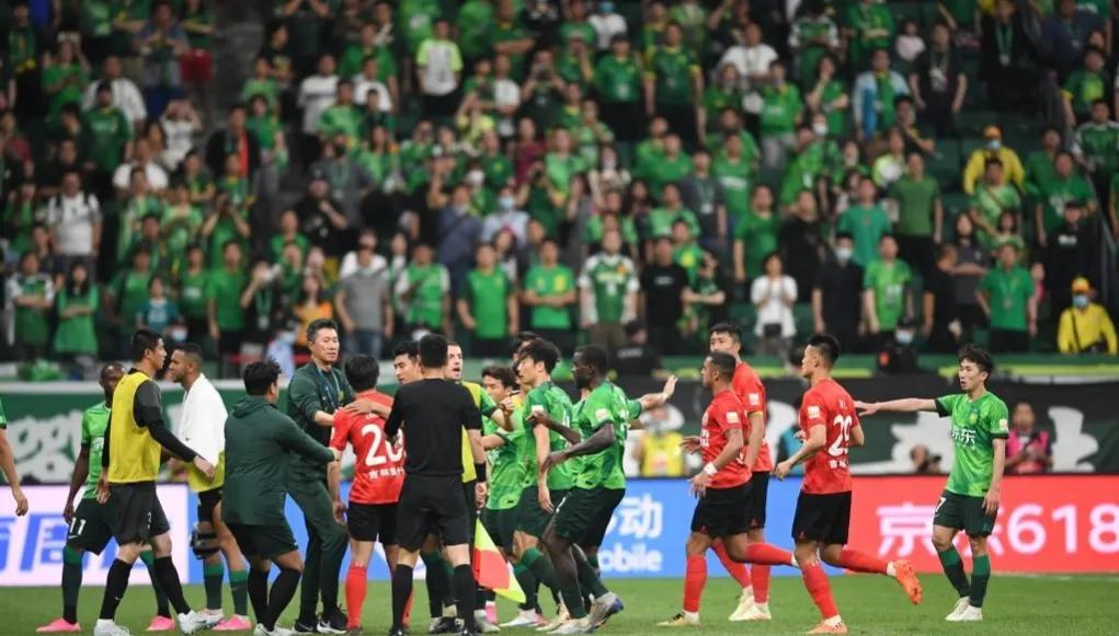 黄政宇泰山进球,黄政宇中超最佳球员