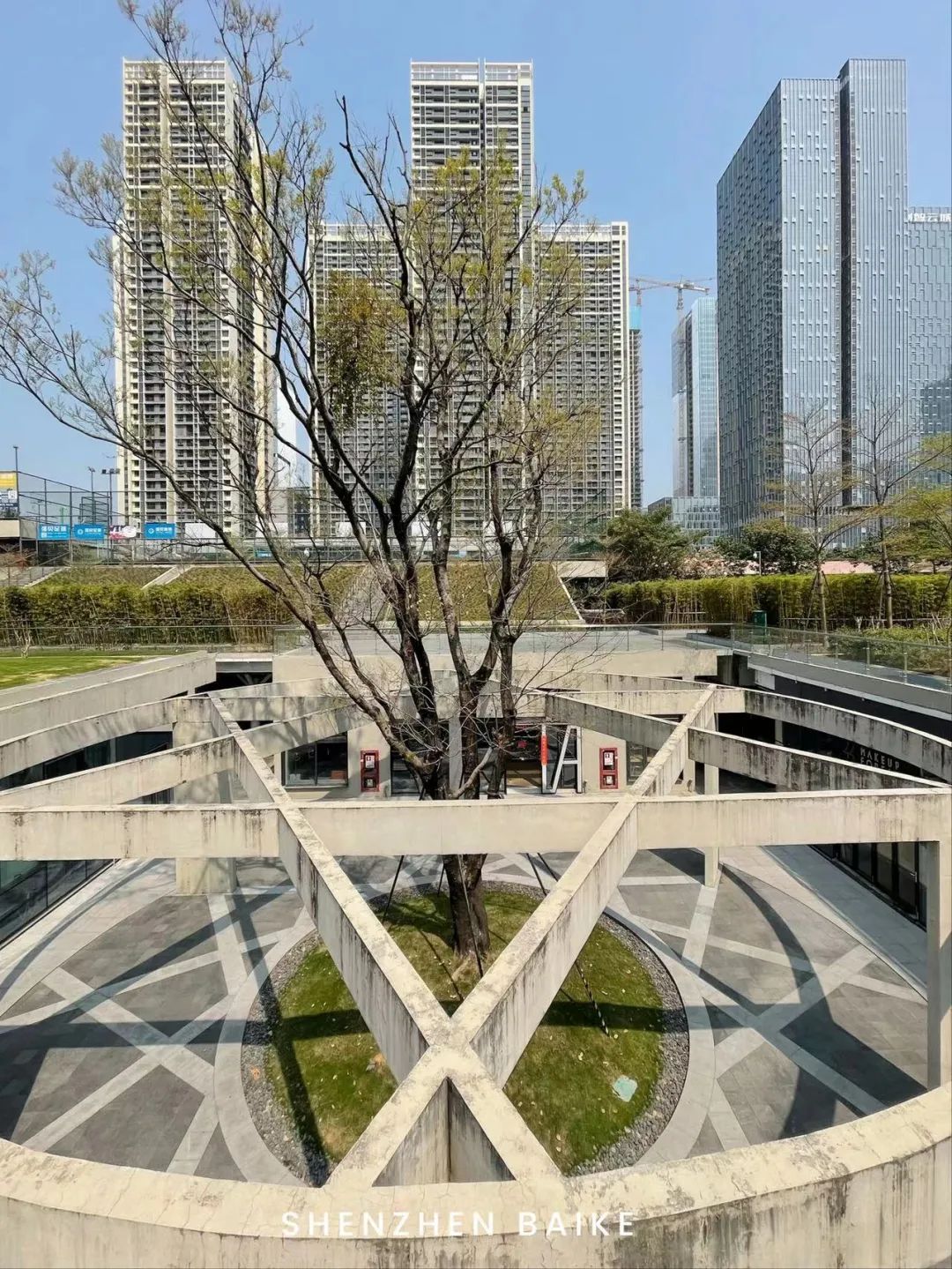 没想到这个设计公社里，还藏了个“小欧洲”和“魔法阵”——