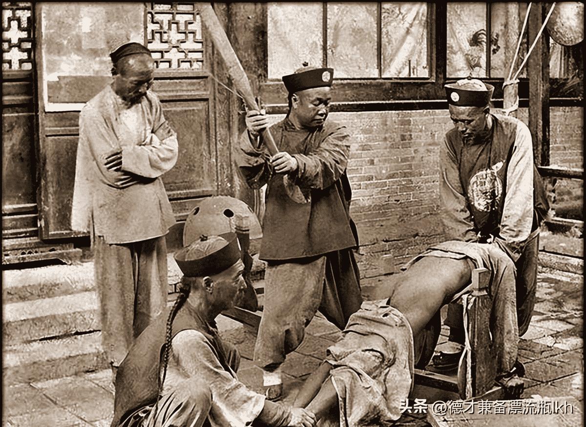 日军日记：*安妇慰**不服从管教，我很愤怒，用*刀刺**插入她的*体下**