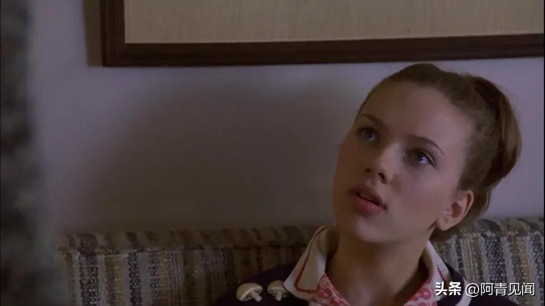 黑寡妇斯嘉丽约翰逊动图,黑寡妇斯嘉丽约翰逊主演的影片