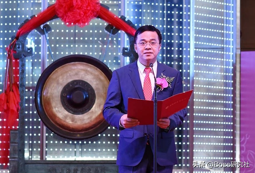 广东肇庆富豪梁耀铭发家史，40岁卖房拯救公司，如今身价90亿